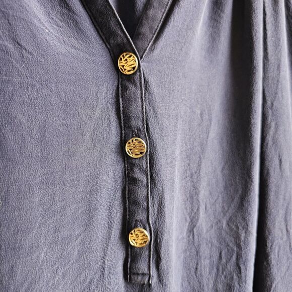 Lilly Pulitzer Elsa Silk Top Medium Button Front Smocked Neck True Navy 46456 - Picture 4 of 6